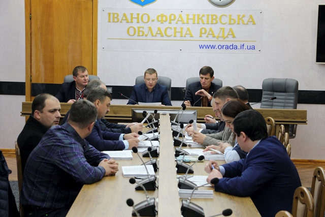 https://ukr-space.com/wp-content/uploads/2017/12/budj_komisia_01.jpg